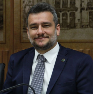 Dr. Carlos
